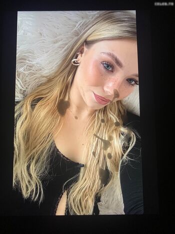 Cum Tributes