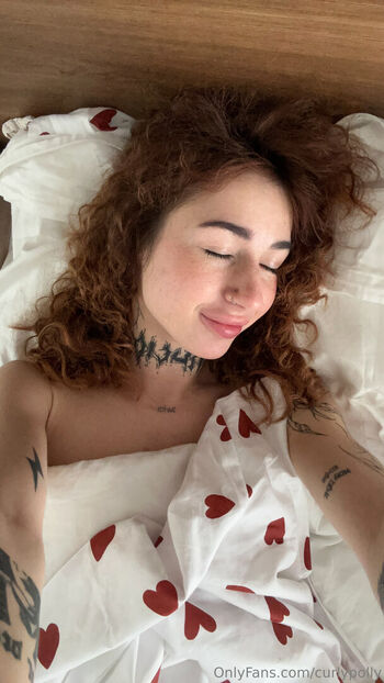 curlypolly