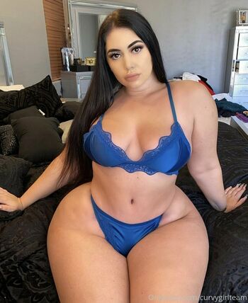 curvygirlteam