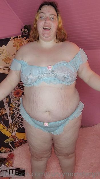 curvymonstergirlfree