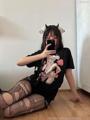 cyberkitty_____