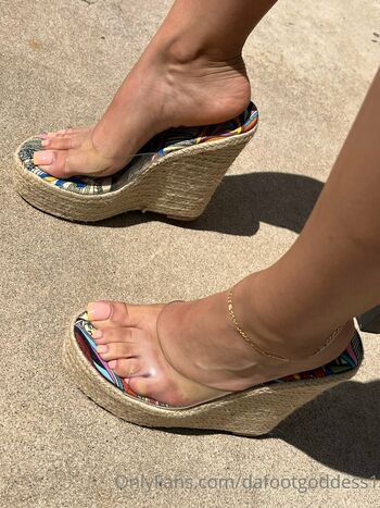 dafootgoddess1