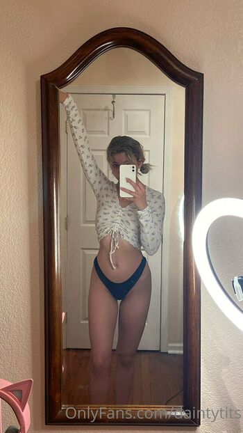 daintytits