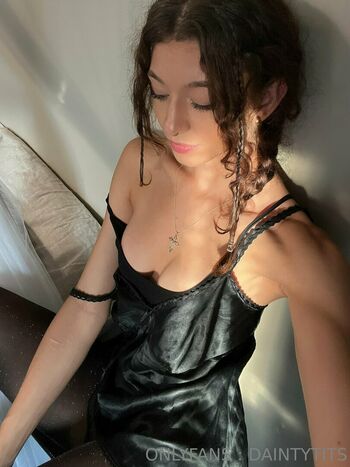 daintytits