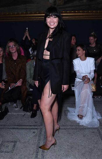 Daisy Lowe