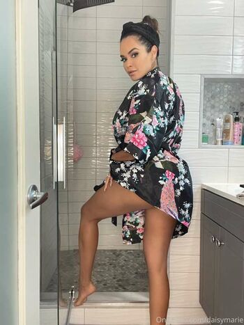 Daisy Marie