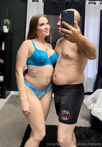 Dakota Hotwife