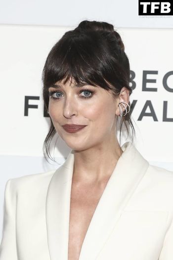 Dakota Johnson