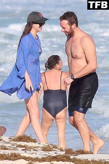 Dakota Johnson