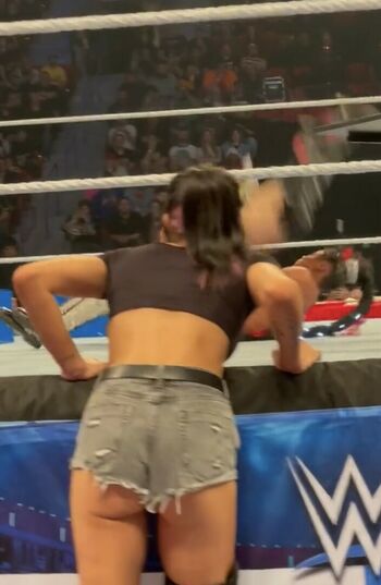 Dakota Kai