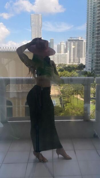 danellaurbaytv