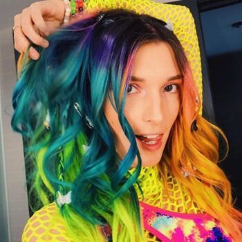 Dani Thorne