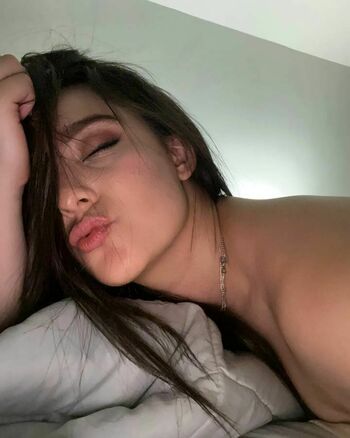 Daniela Flores