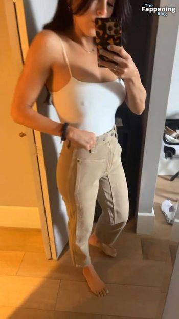 Daniella Monet
