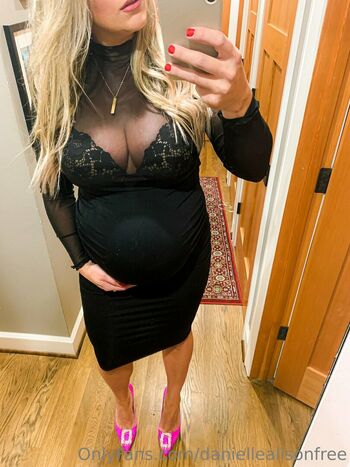 danielle_alison_