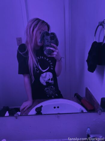 DarkPixi