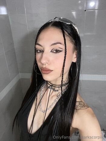 Darkscorpiio