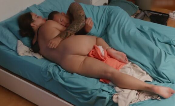 Dating Naked