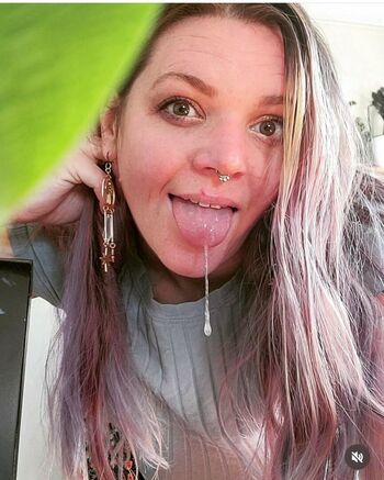 Dazeyisdazed Thick Pawg Pothead