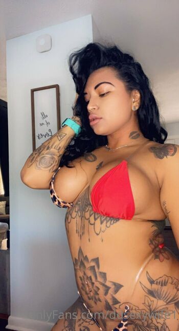 ddsexywife1