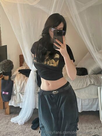 deathlyvampire