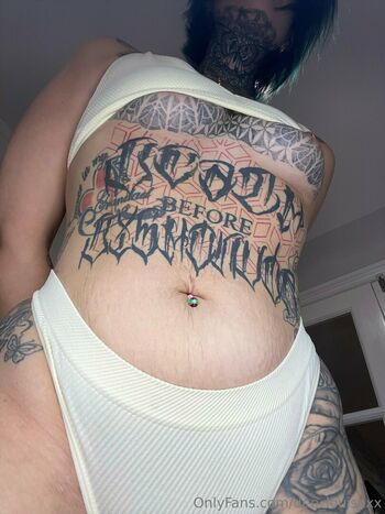 dee_louisexx