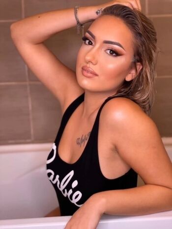 deeaxsharon