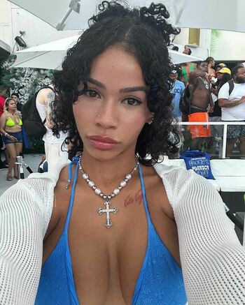 dejanicolehiott