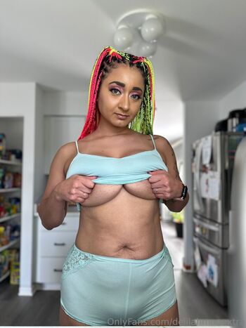 delilahmoonxtra
