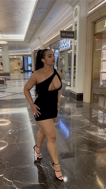 Demetria Obilor