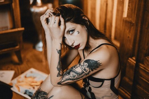 Demonia