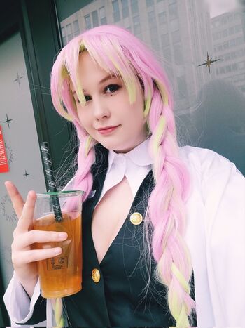 DemonicLiz