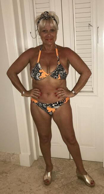 Denise Welch