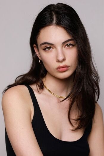 Deva Cassel