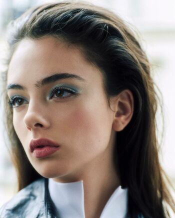 Deva Cassel