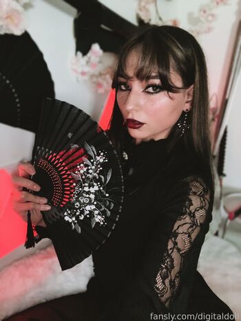 digitaldoll