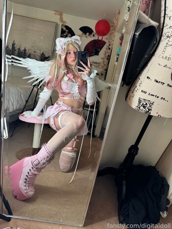 digitaldoll