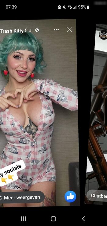 Diskussion: Geena aka Alientrashkitty