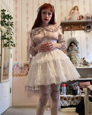 Dolly Monroe