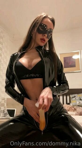 dommy.nika