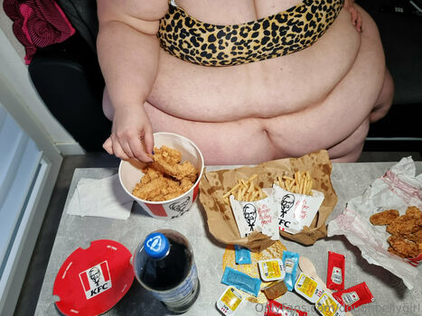 doughbellygirl