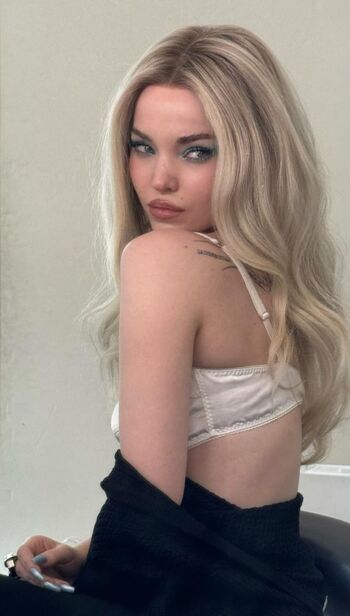 Dove Cameron