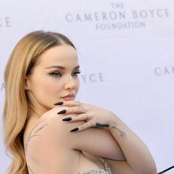 Dove Cameron