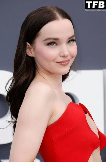 Dove Cameron