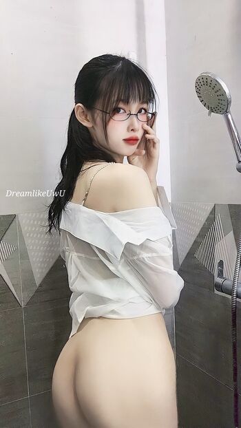 DreamlikeUwU