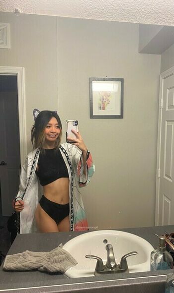 dreamyasiangirl