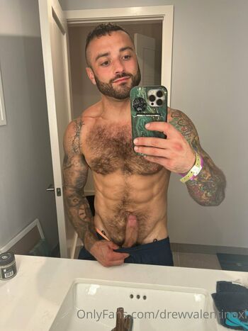 drewvalentinoxl