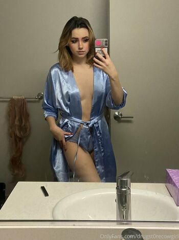 Drugst0recowgirl