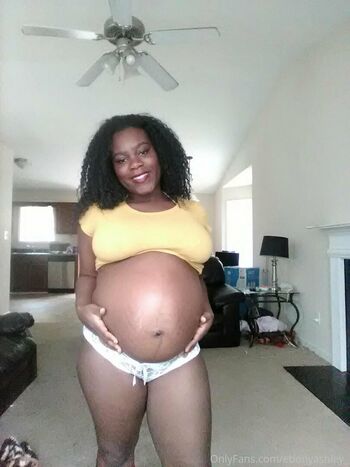 ebonyashley_
