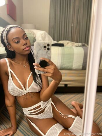 EbonyxVenus